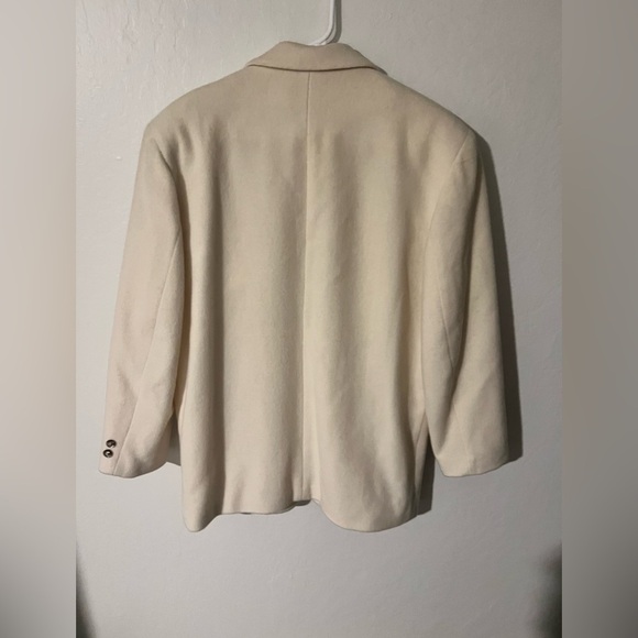 Vintage Partners Mervyns Cream Blazer Size M 65% Wool/35% Nylon - Picture 3 of 5